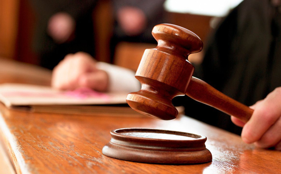 На Волині судили жінку, діти якої жили серед антисанітарії та бруду