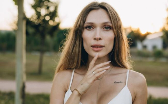 Відому українську акторку запідозрили у романі з Цимбалюком: вона вуідреагувала