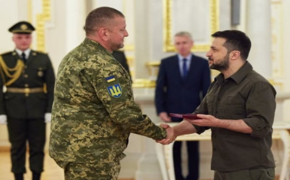 Зеленський проти Залужного: за кого проголосують українці на виборах президента