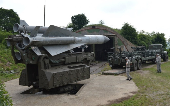 Яка країна надсилає Україні найбільше зброї: відповідь дивує