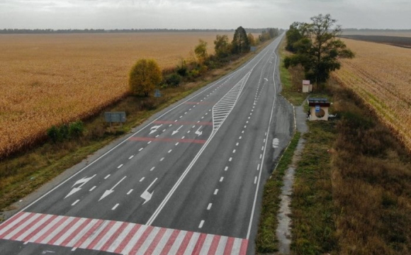 Українських водіїв попередили про небезпеку на трасі