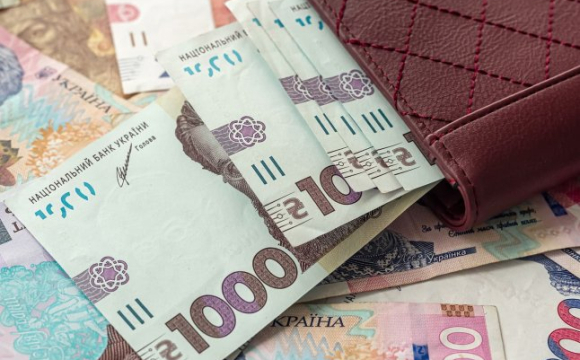Пенсіонери у вересні отримають по 3 тисячі гривень