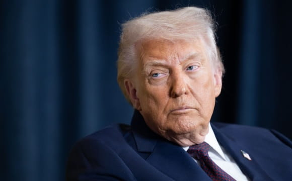 Трамп закликав Україну якнайшвидше сісти за стіл переговорів із РФ