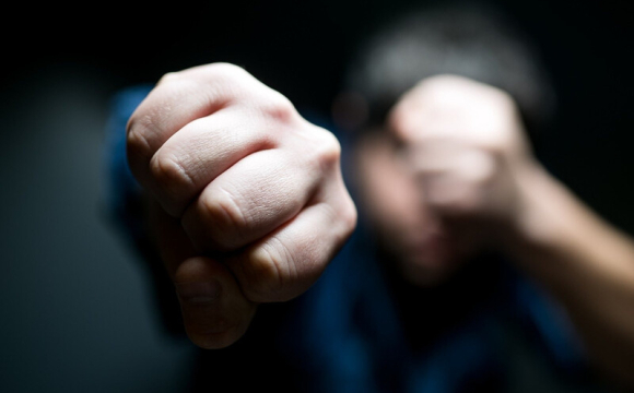 На заході України депутат від «Слуги народу» побив підлітка: його розшукують