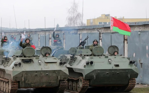 Стало відомо, чи готові білоруси воювати проти України