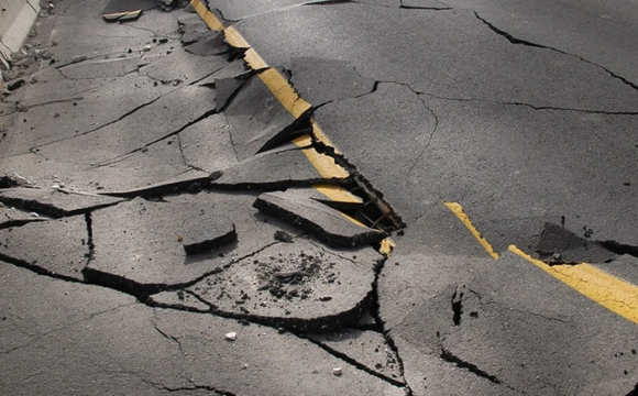 Країну накрив потужний землетрус: люди посеред ночі вибігали з будинків