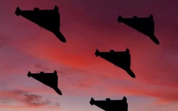 РФ запустила сотні «шахедів» по Україні: попередження про небезпеку