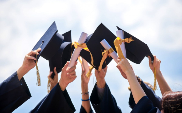 В українських університетах все частіше можна почути російську мову