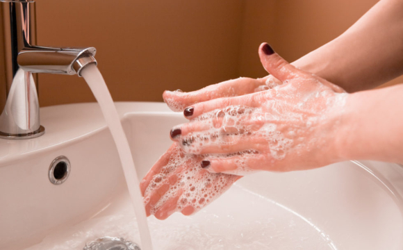 Священник ПЦУ закликав мити руки після цвинтаря: у чому причина