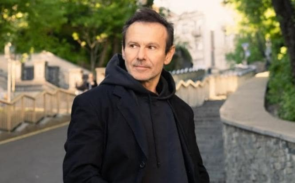 Відомий ведучий довів до сліз Вакарчука: що сталося