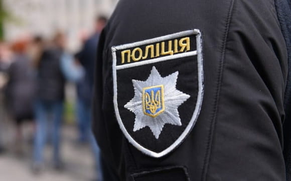 У Луцьку поліцейські стріляли по авто під час переслідування: що сталося