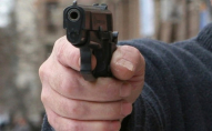На заході України чоловік відкрив стрілянину: поранено 12-річну дитину