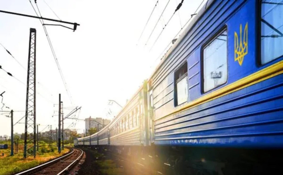 Українців попередили про небезпеку на залізниці