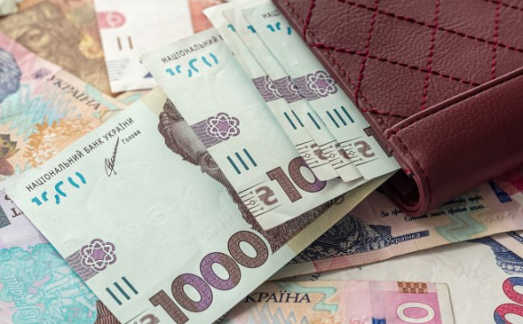 Українці мають останній шанс у жовтні отримати 3100 гривень