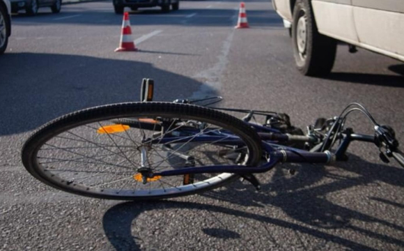 На Волині водій авто збив велосипедиста: постраждав чоловік